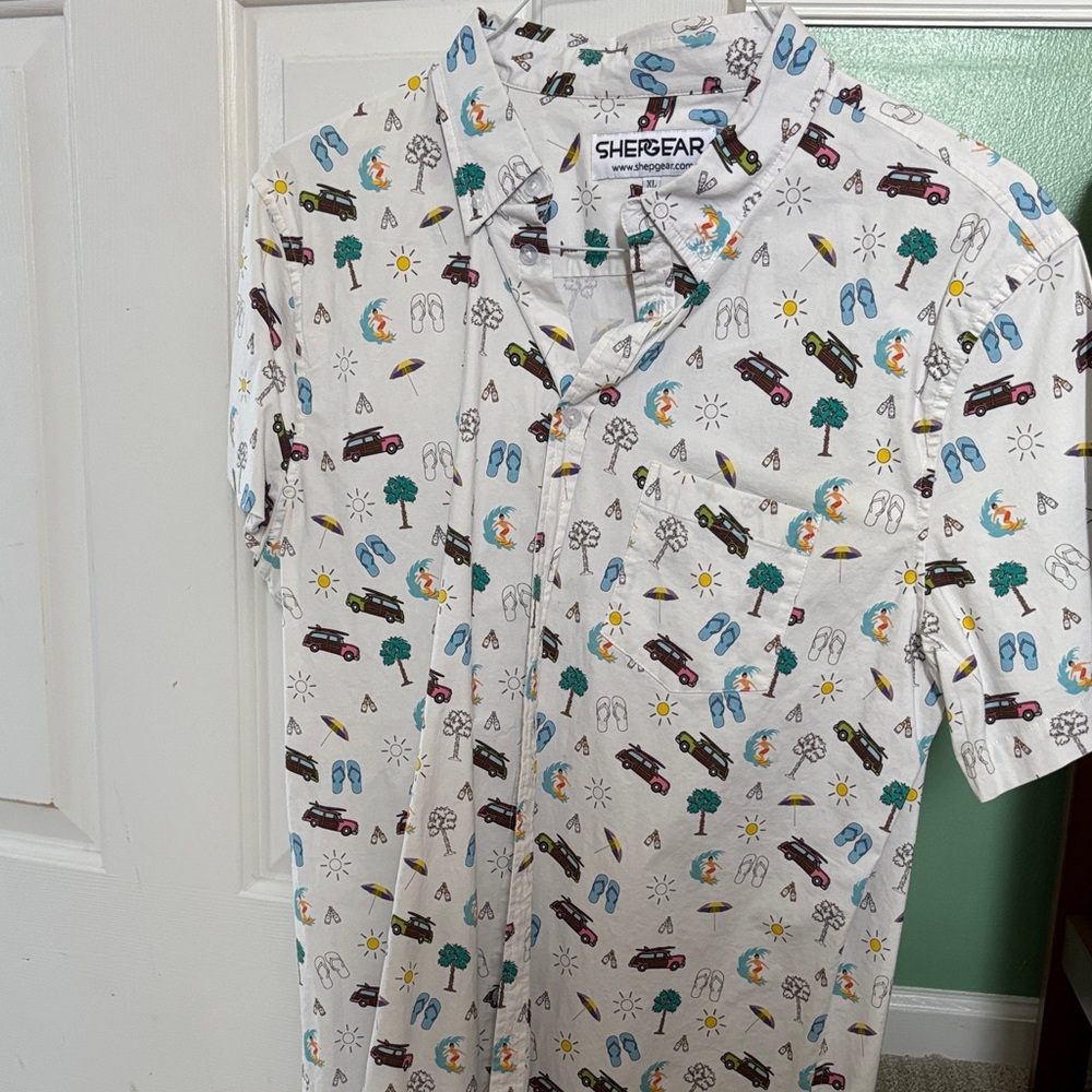 White Short-Sleeve Casual Button-Down Shirt - Beach Print